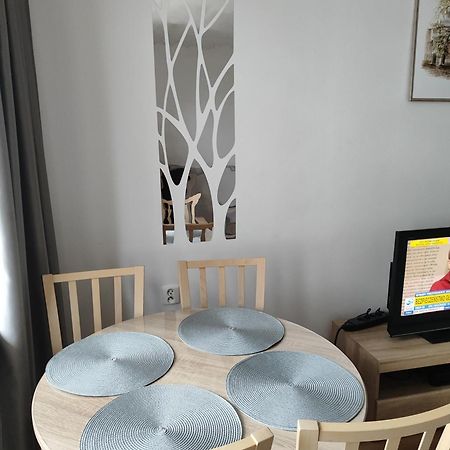 Apartament Praski 5 Minut Od Metra I Starego Miasta Spacerem Do Zoo I Konesera วอร์ซอ ภายนอก รูปภาพ